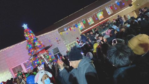 Annual Holiday Tree Lighting Emphasizes Spirit of Giving
