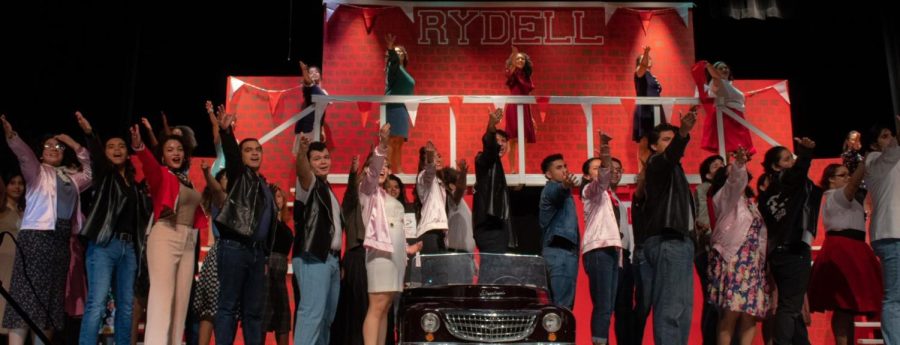 Brentwood Brings Flash to Grease Lightning!